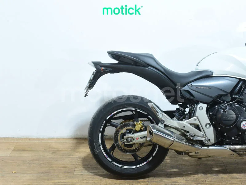 Honda CB600F Hornet - Vista 3