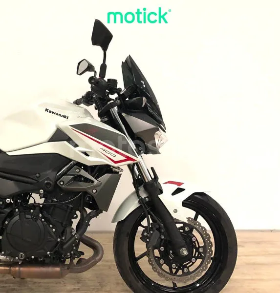 Kawasaki Z400 - Vista 4