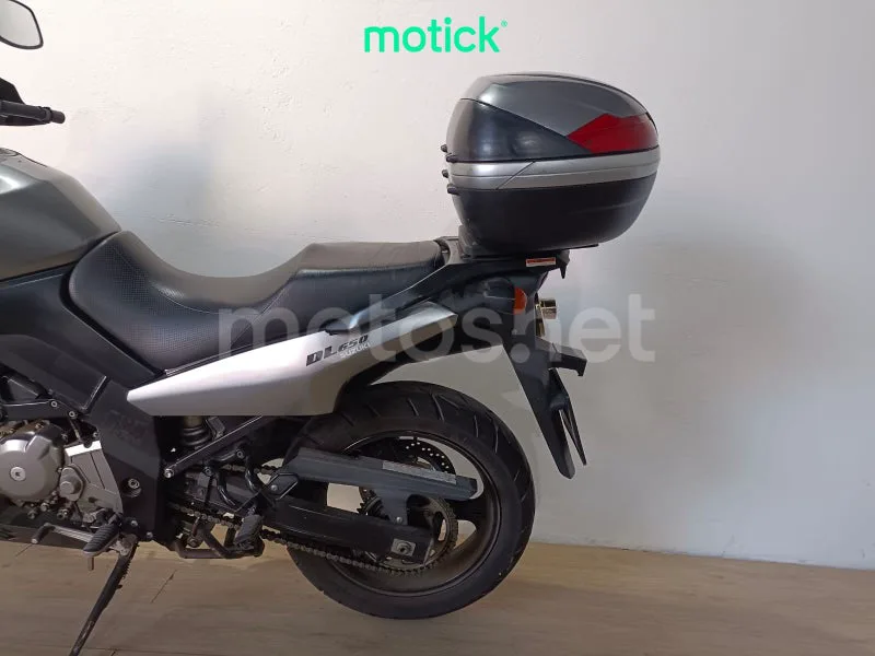 Suzuki V-Strom 650 - Vista 8