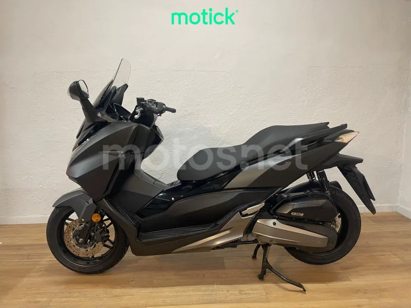 Honda Forza 125 - Vista 5