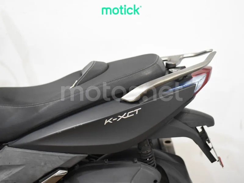 Kymco K-XCT 125i - Vista 7