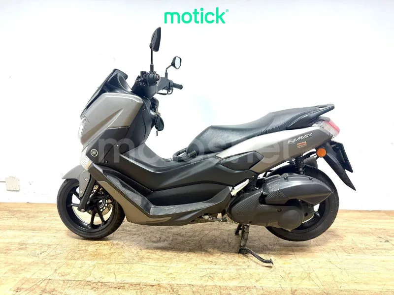 Yamaha NMAX - Vista 7