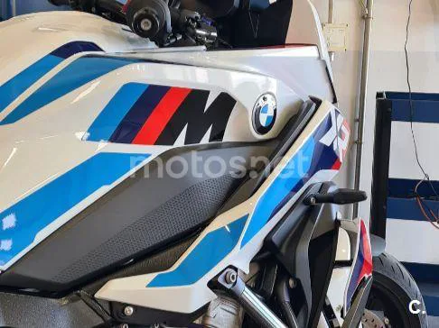 BMW M 1000 XR - Vista 7