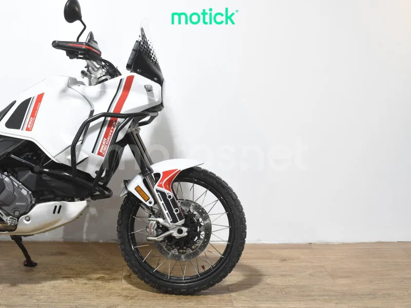 Ducati DesertX - Vista 4