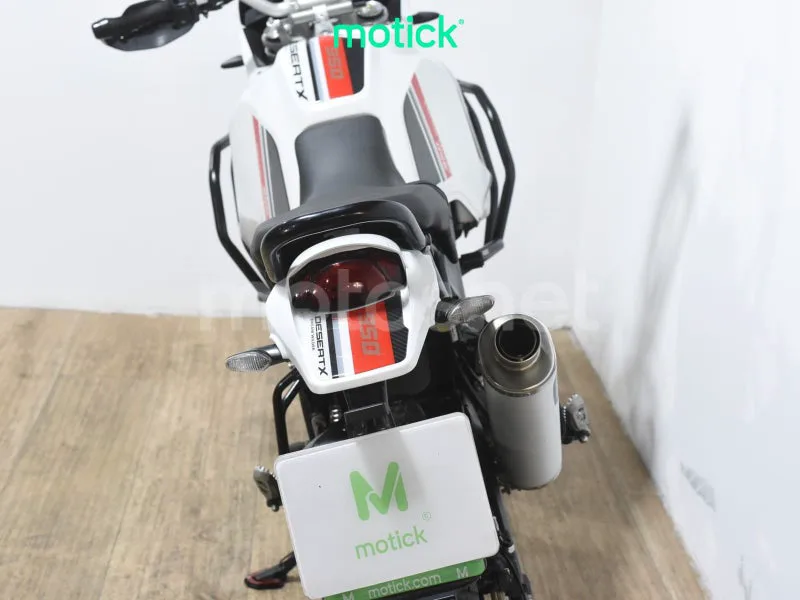 Ducati DesertX - Vista 6