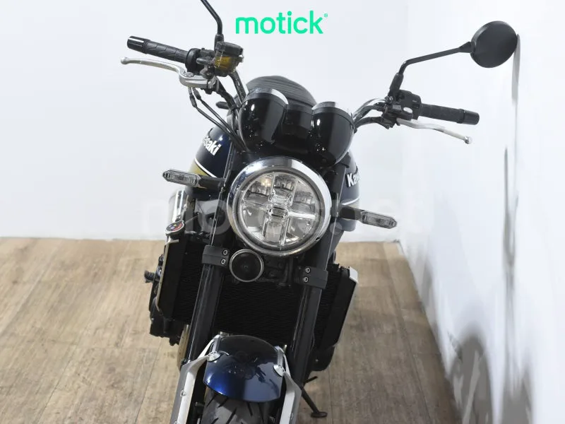 Kawasaki Z900RS - Vista 11