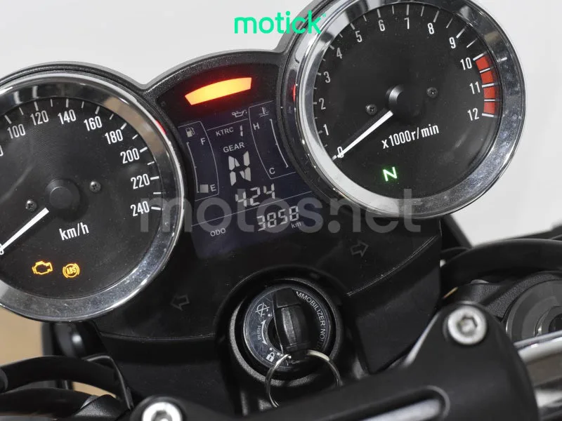 Kawasaki Z900RS - Vista 5