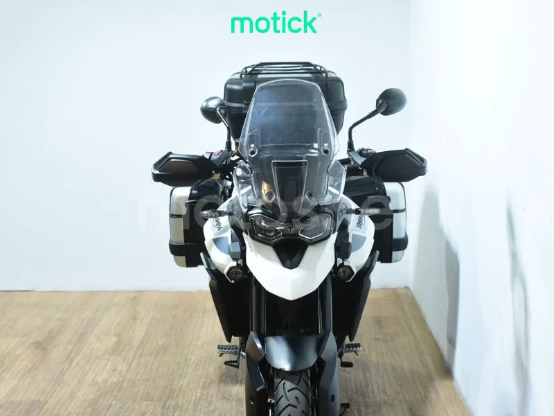 Triumph Tiger 900 - Vista 11