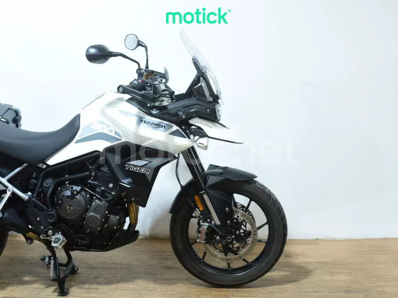 Triumph Tiger 900 - Vista 4