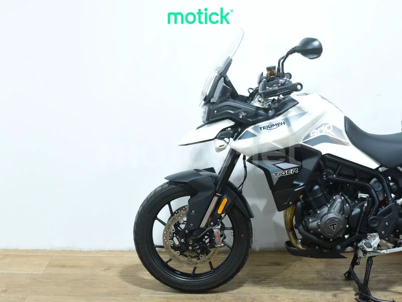 Triumph Tiger 900 - Vista 8
