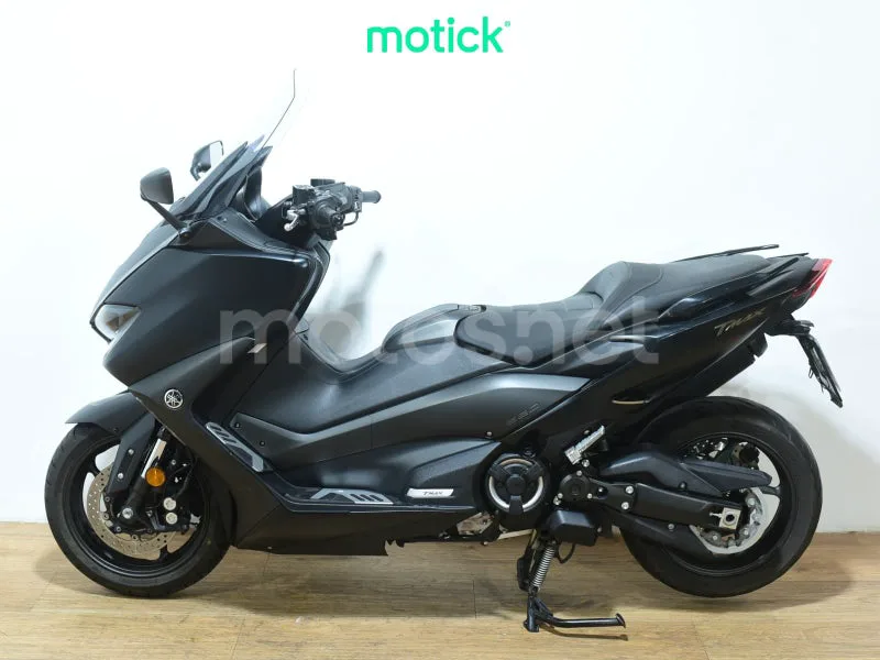 Yamaha TMAX 560 - Vista 7