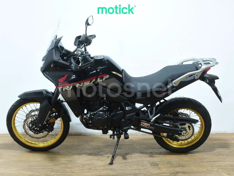Honda XL750 Transalp - Vista 7
