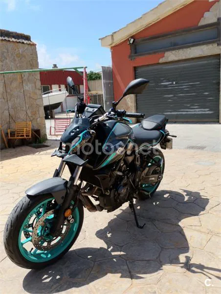 Yamaha MT-07 - Vista 7