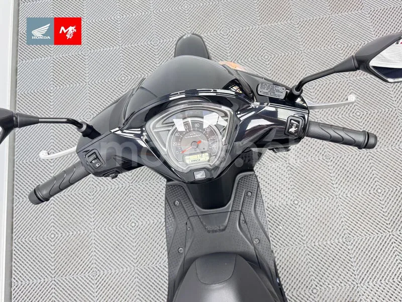 Honda Vision 110 - Vista 15