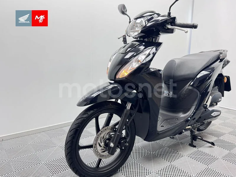 Honda Vision 110 - Vista 10