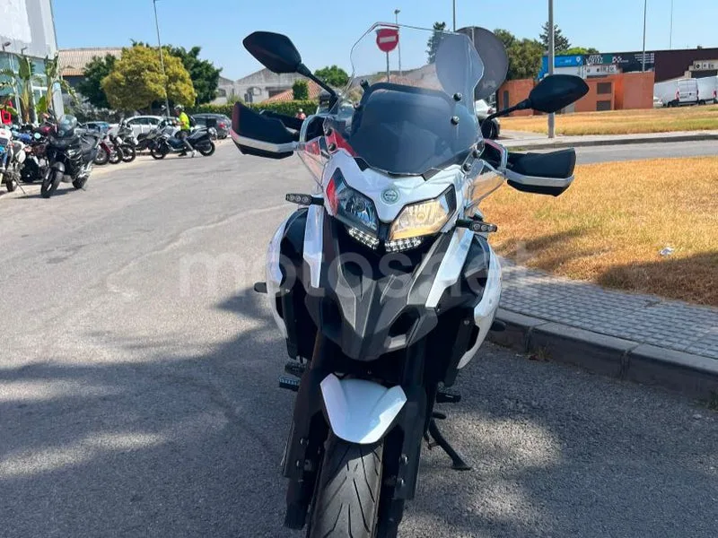 Benelli TRK 502 - Vista 3