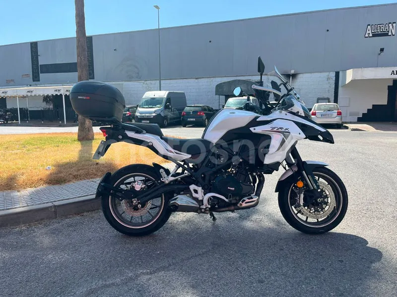 Benelli TRK 502 - Vista 5