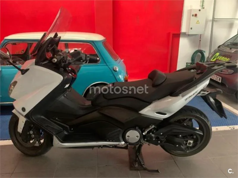 Yamaha TMAX 530 - Vista 3