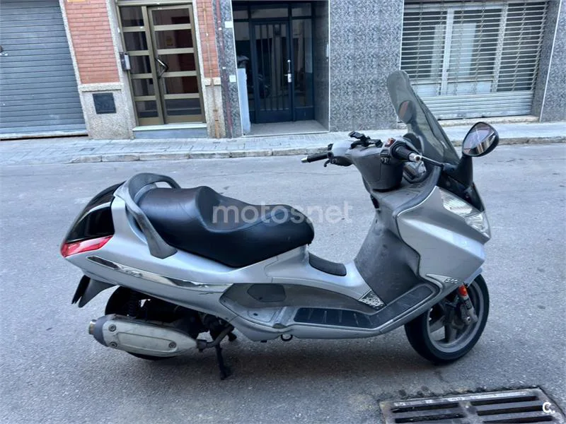 Piaggio X8 200 - Vista 11