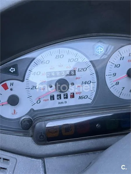 Piaggio X8 200 - Vista 4