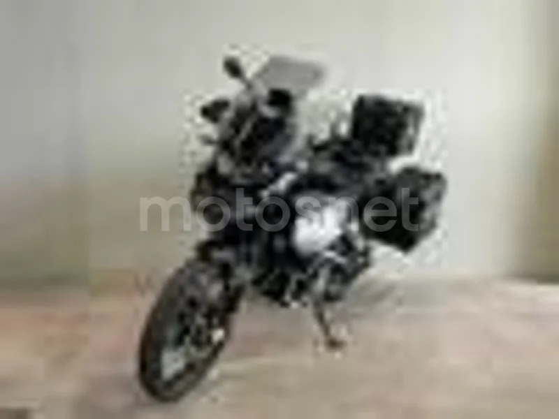 BMW F 900 GS 13.790 € 2024 Alicante - 2