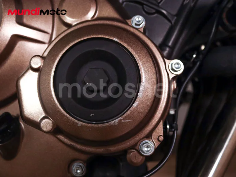 Honda CB650R - Vista 17