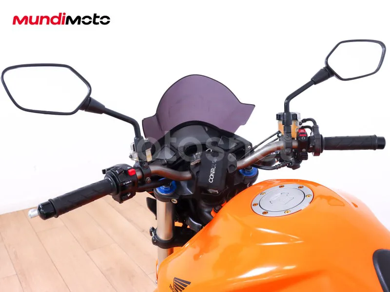 Honda CB1000R - Vista 11