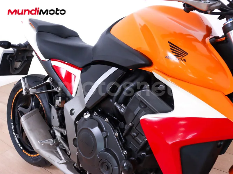 Honda CB1000R - Vista 21