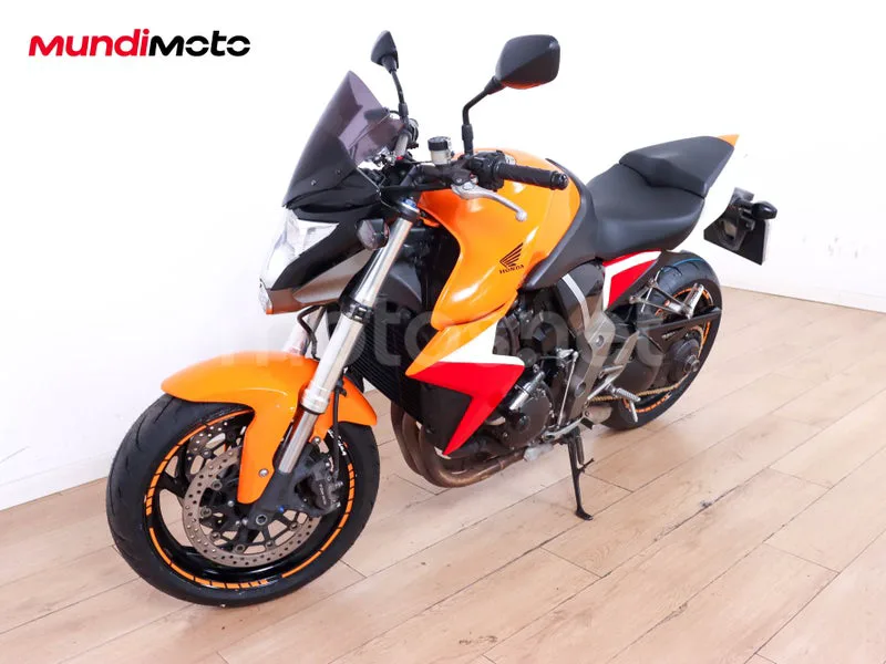 Honda CB1000R - Vista 7