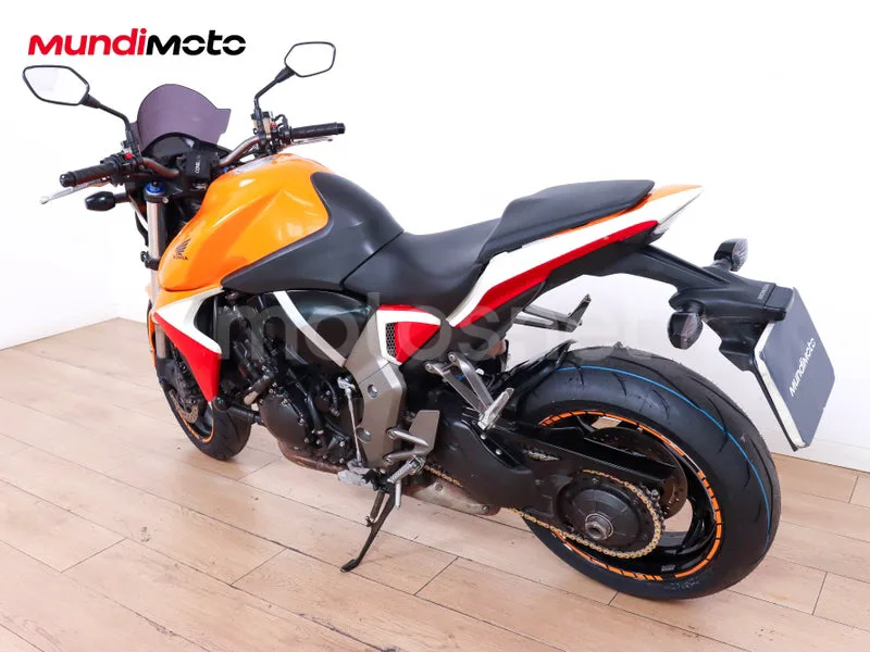 Honda CB1000R - Vista 8