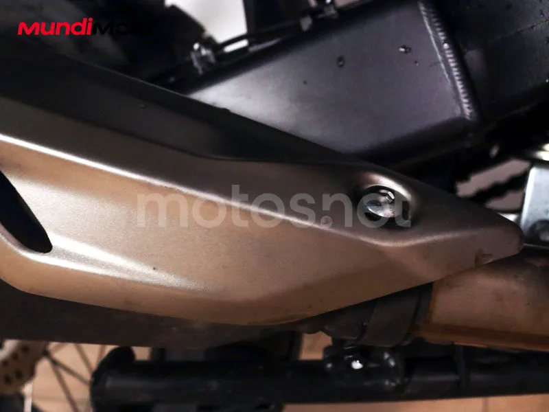 Honda XL750 Transalp - Vista 20