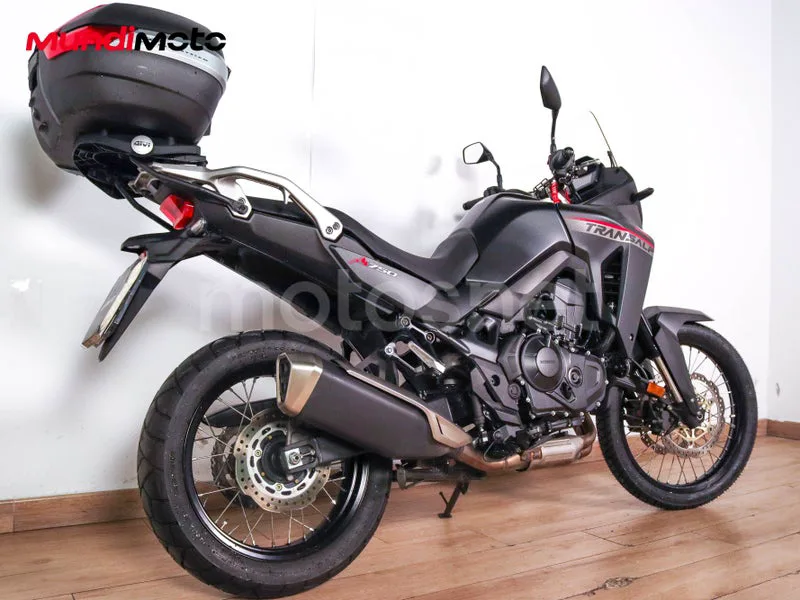 Honda XL750 Transalp - Vista 3