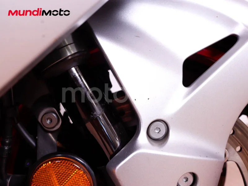 Suzuki Hayabusa - Vista 19