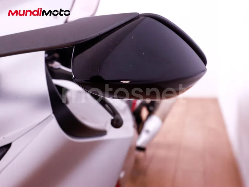 Suzuki Hayabusa - Vista 23