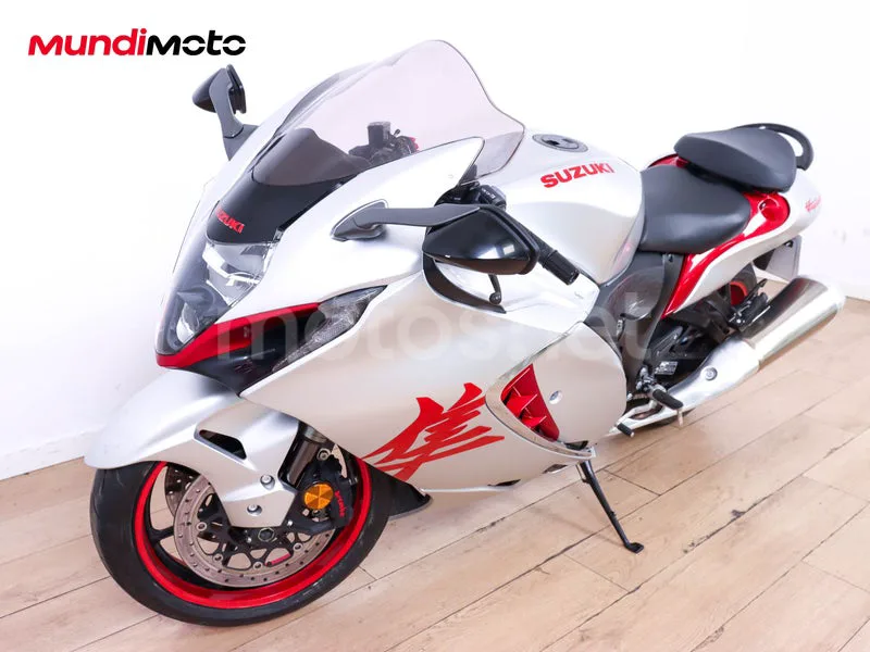Suzuki Hayabusa - Vista 7