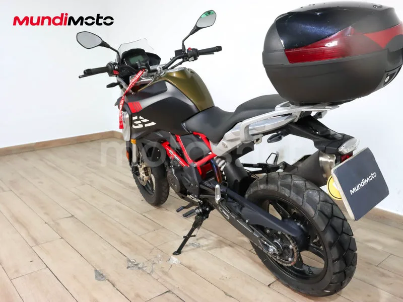 BMW G 310 GS - Vista 8