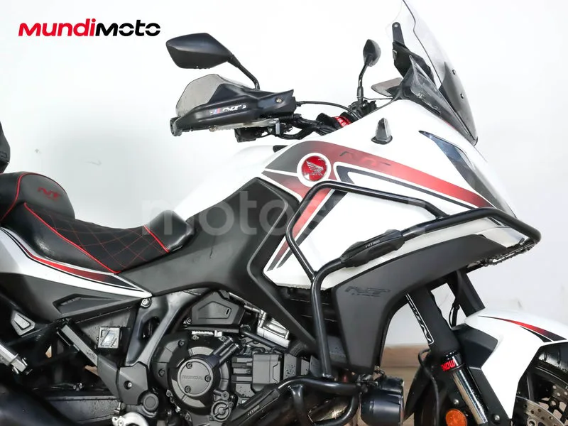 Honda NT1100 - Vista 106