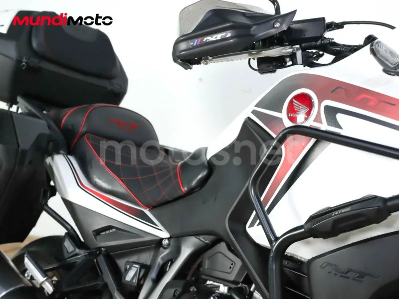 Honda NT1100 - Vista 107