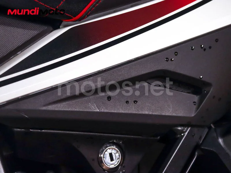 Honda NT1100 - Vista 77