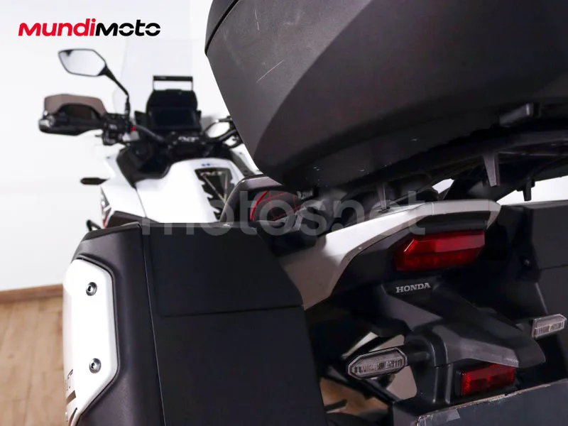 Honda NT1100 - Vista 9