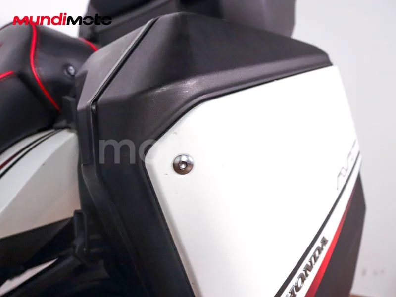 Honda NT1100 - Vista 84