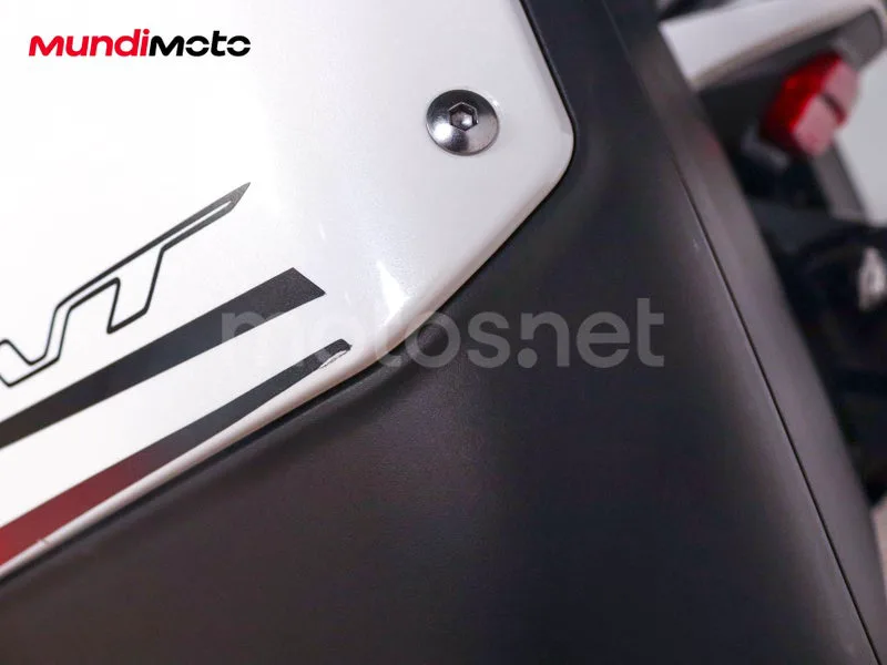 Honda NT1100 - Vista 89