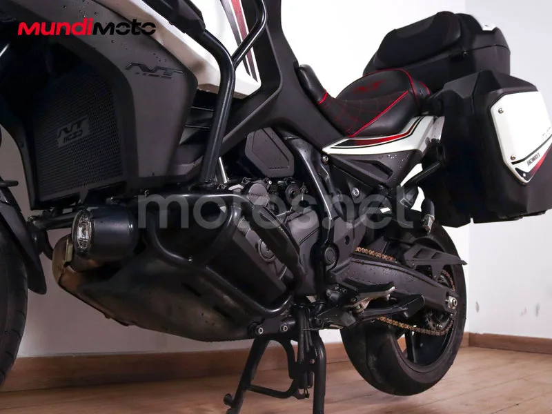 Honda NT1100 - Vista 10