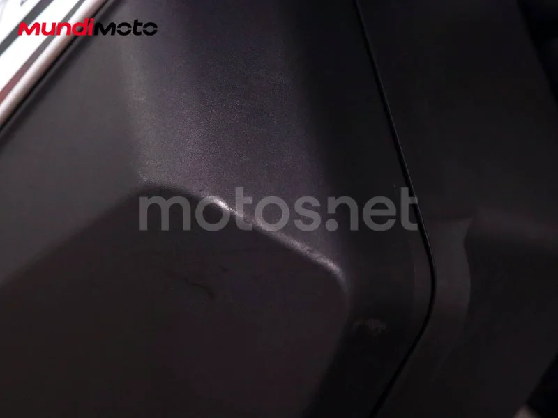 Honda NT1100 - Vista 92
