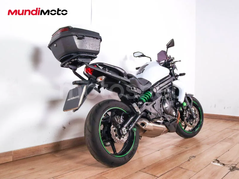 Kawasaki ER-6n - Vista 3