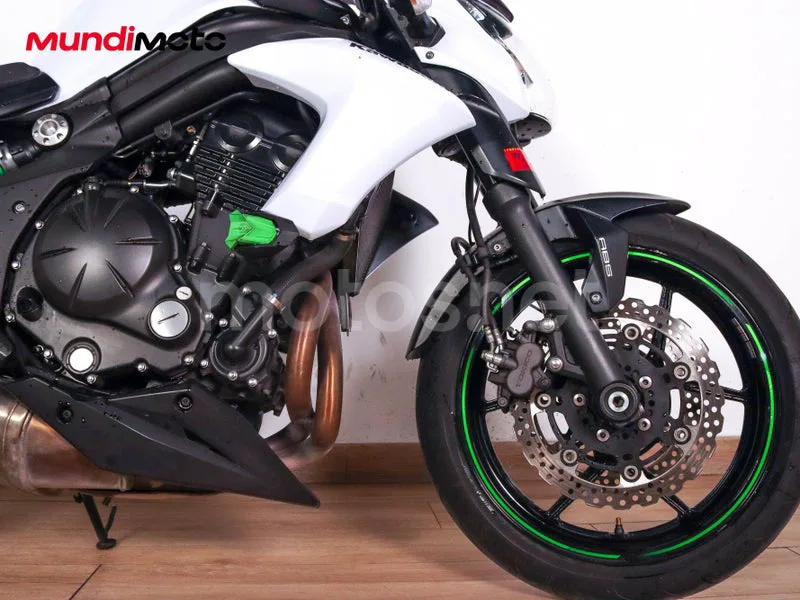 Kawasaki ER-6n - Vista 66
