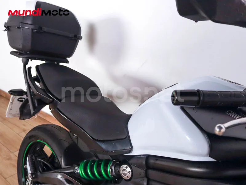 Kawasaki ER-6n - Vista 67