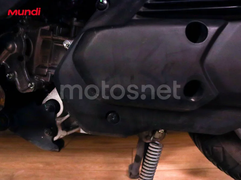 Yamaha XMAX 125 - Vista 23