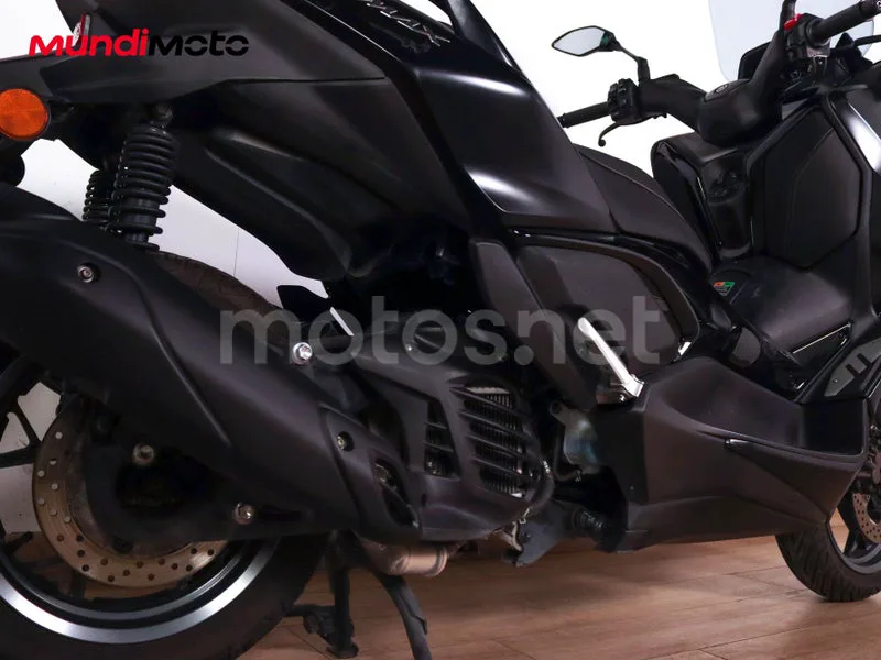 Yamaha XMAX 125 - Vista 4