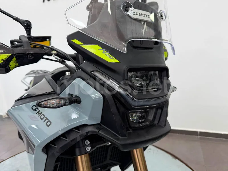 CFMOTO 450MT - Vista 20